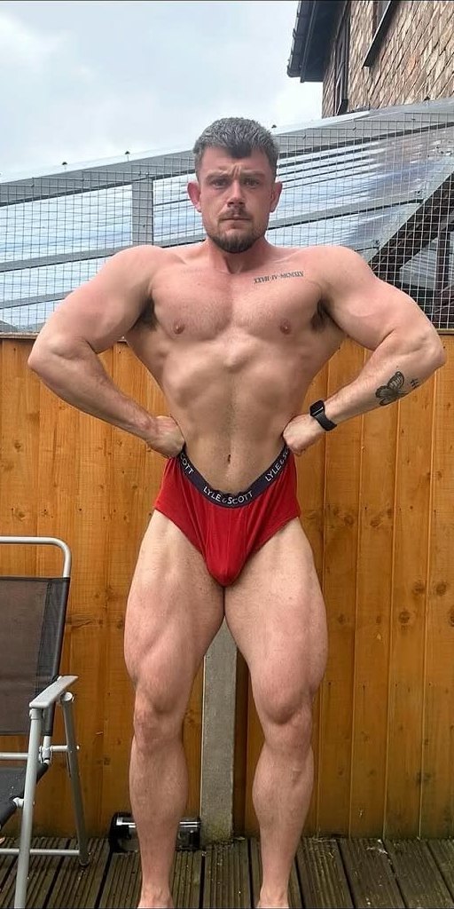 A ProFlow client posing at the start, and later fuller and sharper in posing trunks.